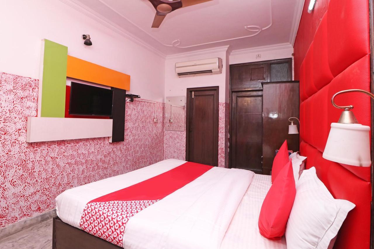 Oyo 29304 Hotel Pooja Yamunānagar Esterno foto