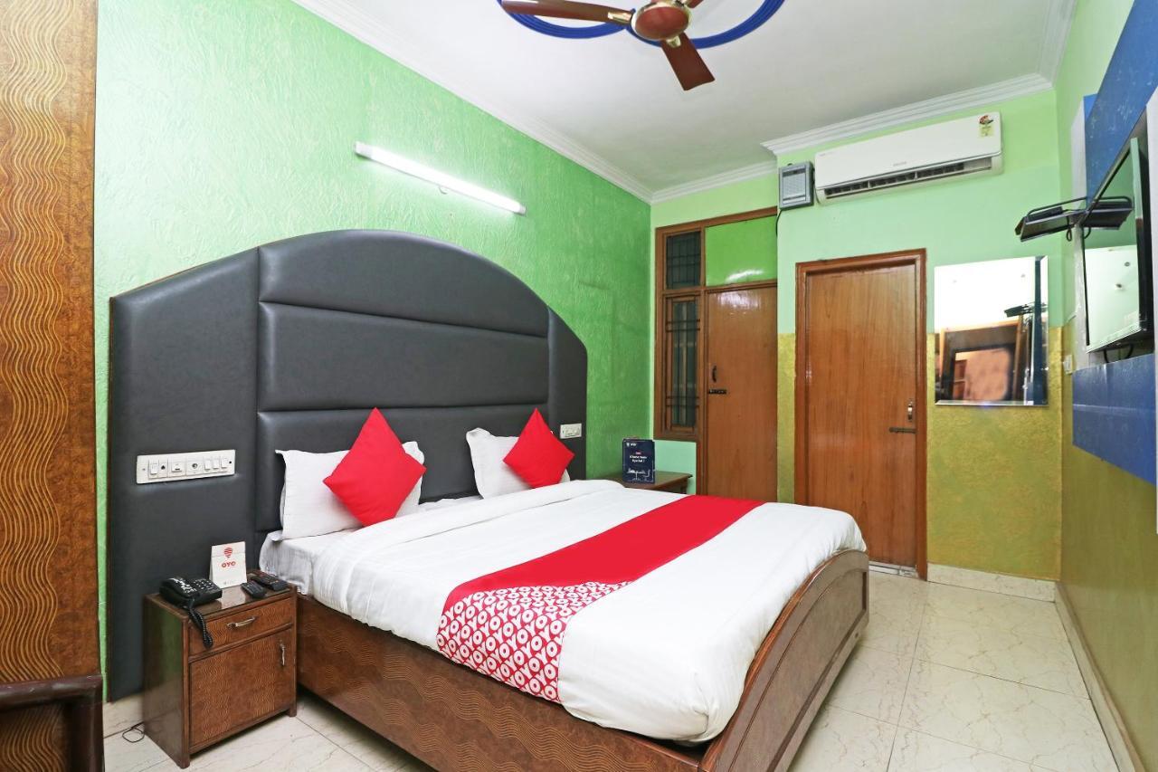 Oyo 29304 Hotel Pooja Yamunānagar Esterno foto