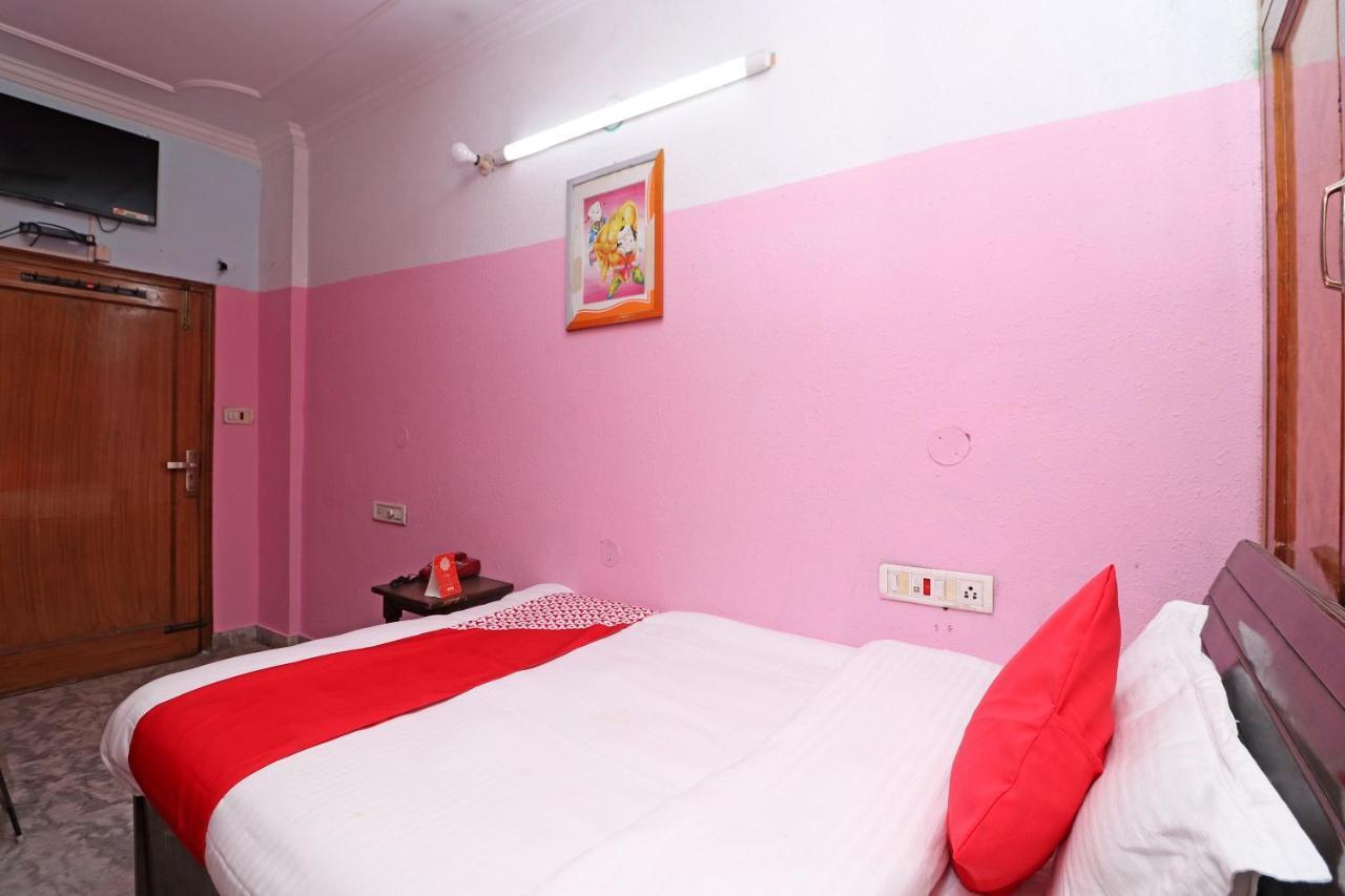 Oyo 29304 Hotel Pooja Yamunānagar Esterno foto