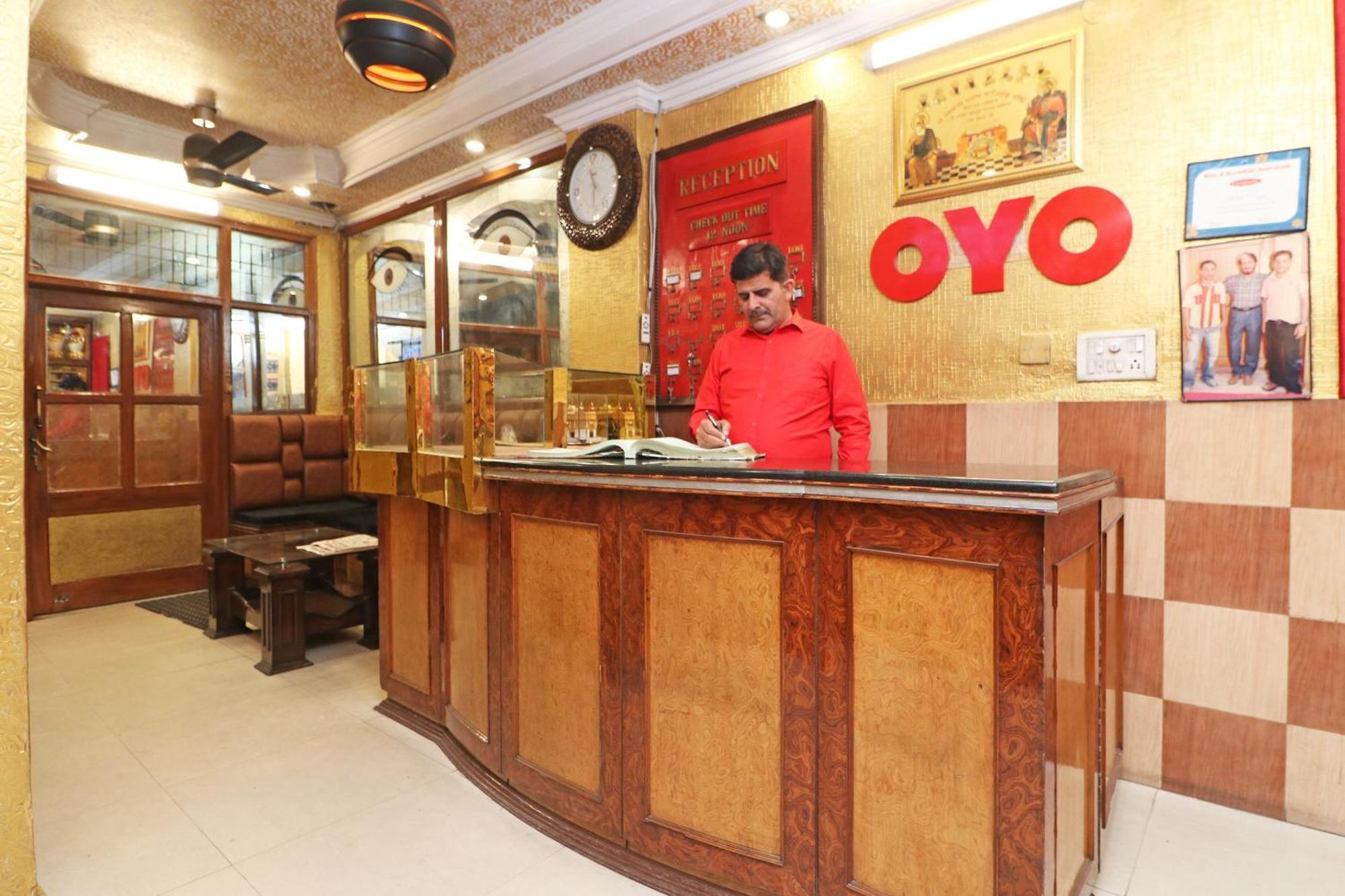 Oyo 29304 Hotel Pooja Yamunānagar Esterno foto